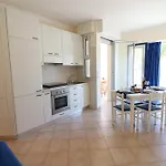 Casa & Center Ac, Wifi & 4 Sleeps *