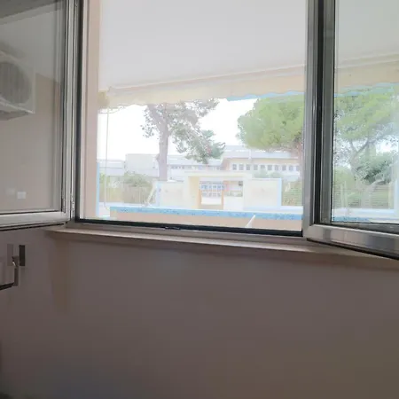 A Pochi Passi Dal Mare Apartment *