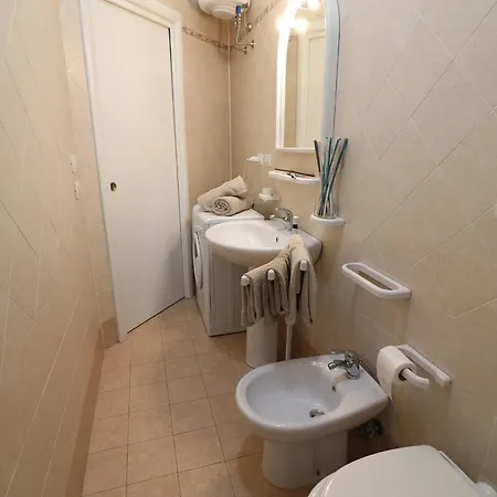Casa & Center Ac, Wifi & 4 Sleeps شقة