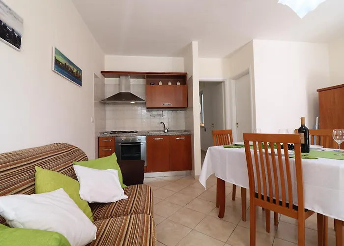 Апартаменти Casa & Center Ac, Wifi & 4 Sleeps