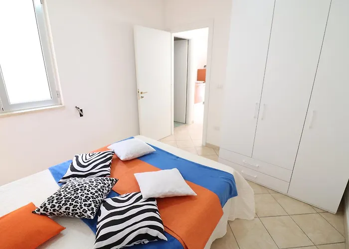 Casa & Center Ac, Wifi & 4 Sleeps *